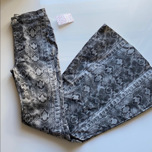 NWT Free People Just Float snake flare jeans pants - Picture 10 of 15